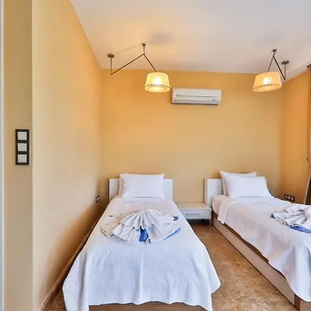 5 Bedroom - 8638 Villa Kalkan