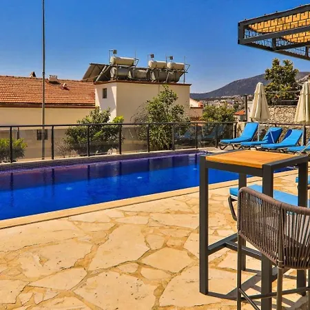 فيلة 5 Bedroom *