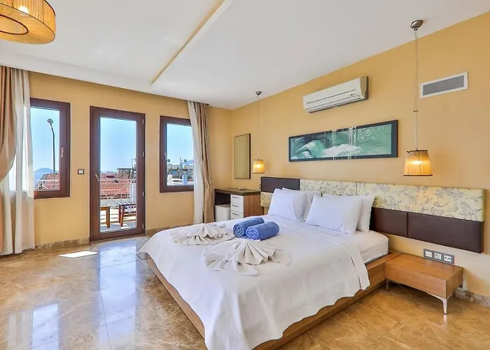5 Bedroom - 8638
