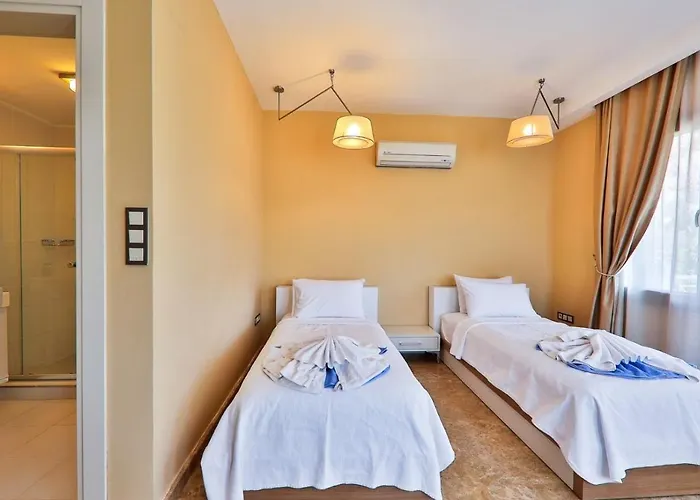 5 Bedroom - 8638 Villa Kalkan
