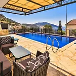 5 Bedroom *