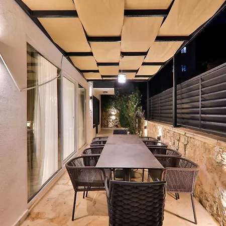 5 Bedroom